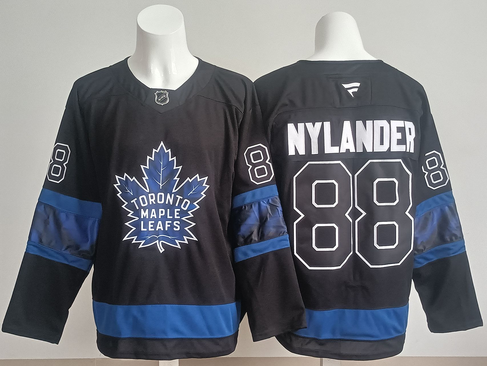 Men 2025 Toronto Maple Leafs #88 Nylander Black Fanatics Home Premium NHL Jersey style 11